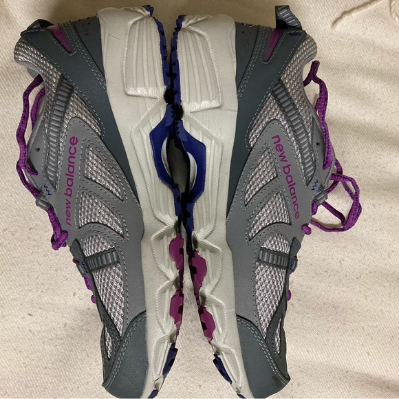 Womens New Balance 410 Trail Running Shoes (10) - Picture 5 of 11